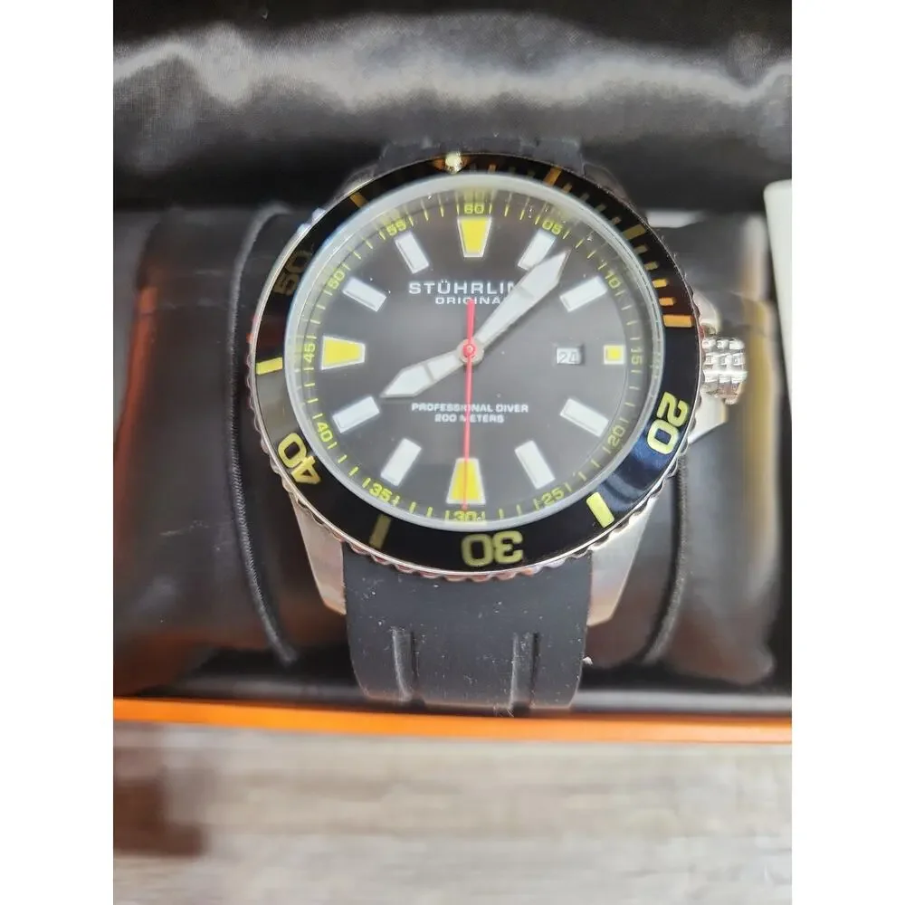 Stührling Original Diver Watch 100 Meter Rubber Strap. Quartz Movement.